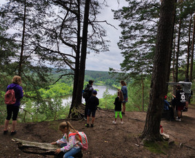 Žygiai vaikams, paaugliams, šeimoms su žaidimais miškuose / Robertas Janovskis / Darbų pavyzdys ID 3729863