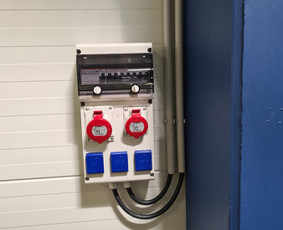 Smulkūs elektros darbai - Elektrikai, elektros darbai - 4 Elektrikai, elektros darbai - Smulkūs elektros darbai - 4