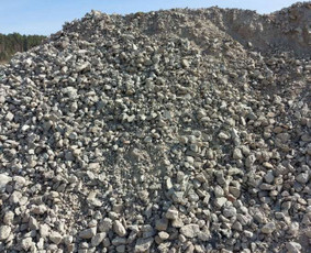Zvyras,smelis,juodzemis,skalda - Betono skalda - 1 Betono skalda - Zvyras,smelis,juodzemis,skalda - 1