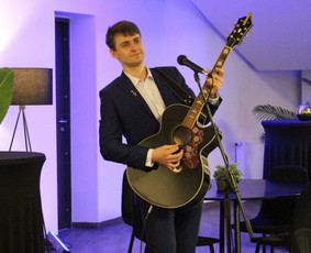Ignas – nuo gyvos muzikos iki šokių aikštelės / Ignas Stonkus / Darbų pavyzdys ID 3741873