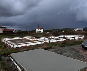 Tvirti Pamatų Sprendimai – Juostiniai ir Poliniai - Pamatų liejimas, įrengimas - 4 Pamatų liejimas, įrengimas - Tvirti Pamatų Sprendimai – Juostiniai ir Poliniai - 4