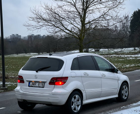 ** Automobilių nuoma Kaune ** / Rimvydas Sadauskas / Darbų pavyzdys ID 3745383