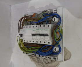 Buitiniai elektros darbai - Domestic electrical work - Skubus elektriko iškvietimas - 1 Skubus elektriko iškvietimas - Buitiniai elektros darbai - Domestic electrical work - 1