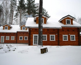 Rąstiniai namai ir pirtys, tašų gamyba ir obliavimas / UAB,,Lubas" / Darbų pavyzdys ID 3746649