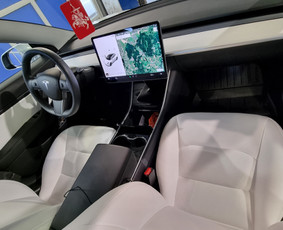 Automobilių plovykla - Salono valymas (sausas) - 1 Salono valymas (sausas) - Automobilių plovykla - 1