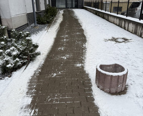 Žolės pjovimas, aeravimas, daugiabučių kiemų priežiūra. / MB Dgaid Group / Darbų pavyzdys ID 3756969