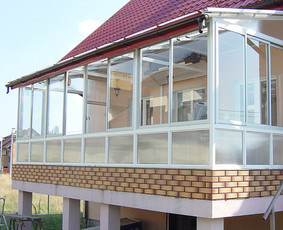 Terasų stiklinimas bėgelių stumdomom sistemom - Durų montavimas - 2 Durų montavimas - Terasų stiklinimas bėgelių stumdomom sistemom - 2