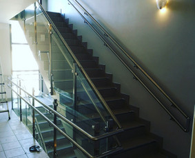 Stiklo , aliuminio ir nerūdijančio plieno sistemos / GRS Industry / Darbų pavyzdys ID 3758945