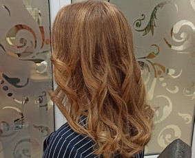 Balayage technika plaukų dažymas