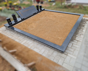 Kapo tvorelės - Paminklai, paminklų gamyba, kapų tvarkymas, plok&scaron;tės kapams - 1