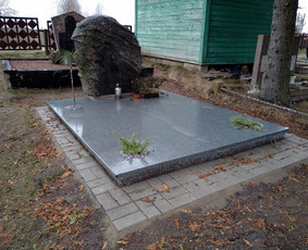 Akmeniniai Paminklai, kapavieciu tvarkimas,raidziu kalimas / LAIMONO SEBECKIO PI / Darbų pavyzdys ID 3770381