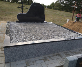 Akmeniniai Paminklai, kapavieciu tvarkimas,raidziu kalimas / LAIMONO SEBECKIO PI / Darbų pavyzdys ID 3770431