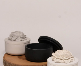 Bičių, sojų ir kokoso žvakių gamyba. Dirbiniai iš gipso ir b / LUNAVI CANDLES & CERAMIC STUDIO / Darbų pavyzdys ID 3774479