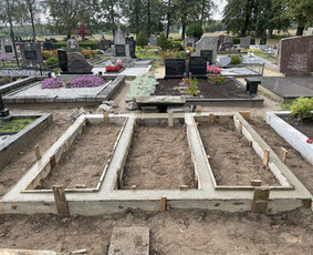 Paslaugos kapinėse – kokybiškai ir už protingą kainą - Kapavietės pamatų betonavimas - 3 Kapavietės pamatų betonavimas - Paslaugos kapinėse – kokybiškai ir už protingą kainą - 3