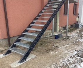 Metalo konstrukcijos,tureklai,tvoros, laiptai,suvirinimas. / MB Cechų cechas / Darbų pavyzdys ID 3779149