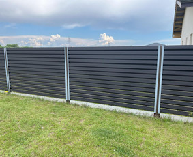 Statybos darbai - Skardinės tvoros, nestandartiniai lankstiniai - 4