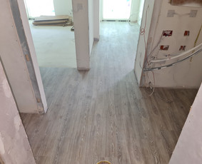 Laminato klojimas - Grindų klojimas - 1