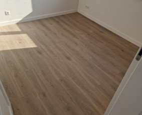 Išlyginamasis sluoksnis - vinilas - laminatas - parketlentės - Laminato klojimas - 4 Laminato klojimas - Išlyginamasis sluoksnis - vinilas - laminatas - parketlentės - 4