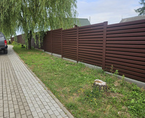 Gaminame montuojame skardines tvoros Tikslus kampas / Voitech Zelenkevic / Darbų pavyzdys ID 3565363