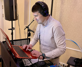 Vedėjai su gyvo garso atlikėju/dj - Ad renginiai / AD Renginiai / Darbų pavyzdys ID 3804626