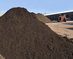 Ekologiškas Juodžemis su kompostu - Kompostas - 4 Kompostas - Ekologiškas Juodžemis su kompostu - 4