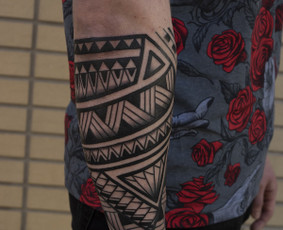 Ornamentinės/tradicinės tatuiruotės Kaune. / Justas Jurkevičius / Darbų pavyzdys ID 3805386