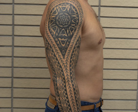 Ornamentinės/tradicinės tatuiruotės Kaune. / Justas Jurkevičius / Darbų pavyzdys ID 3805396
