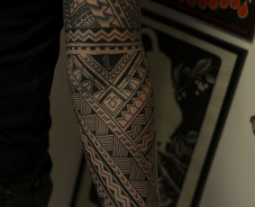 Ornamentinės/tradicinės tatuiruotės Kaune. / Justas Jurkevičius / Darbų pavyzdys ID 3805422