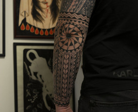 Ornamentinės/tradicinės tatuiruotės Kaune. / Justas Jurkevičius / Darbų pavyzdys ID 3805424