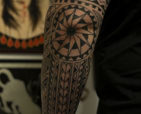 Ornamentinės/tradicinės tatuiruotės Kaune. / Justas Jurkevičius / Darbų pavyzdys ID 3805426