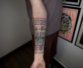 Ornamentinės/tradicinės tatuiruotės Kaune. / Justas Jurkevičius / Darbų pavyzdys ID 3805526