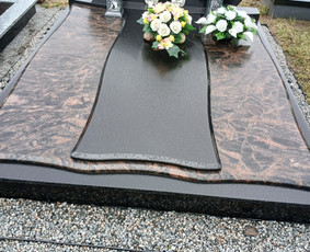 Raidžių kalimas , paminklai, akmens plokštės, kapu prieziura - Paminklų, antkapių montavimas - 1 Paminklų, antkapių montavimas - Raidžių kalimas , paminklai, akmens plokštės, kapu prieziura - 1