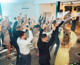 Renginių vedėjas Aivaras - Gimtadienių, jubiliejų vedimas - 1 Gimtadienių, jubiliejų vedimas - Renginių vedėjas Aivaras - 1