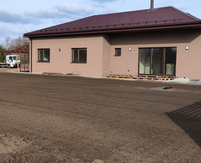 Žemės kasimas, lyginimas - Mini krautuvo nuoma. Vejos įrengimas - 4