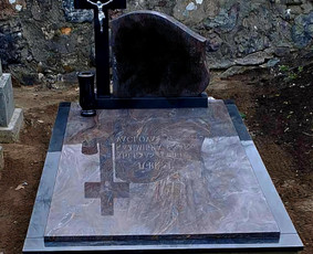 Kitos įvairios paslaugos - Kapaviečių dengimas, paminklų gamyba. - 4