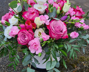 Siūlome platų šviežių gėlių pasirinkimą, gėlių puokštes - Puokščių gamyba - 4 Puokščių gamyba - Siūlome platų šviežių gėlių pasirinkimą, gėlių puokštes - 4