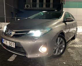 Renginiai, šventės - Toyota hybrid auto nuoma/rent - 1