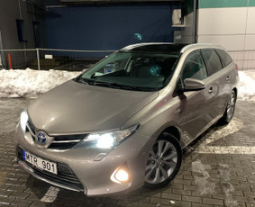 Renginiai, šventės - Toyota hybrid auto nuoma/rent - 2