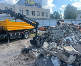 Savivartis, kranas-fiskaras-manipuliatorius. - Statybinių atliekų išvežimas - 1 Statybinių atliekų išvežimas - Savivartis, kranas-fiskaras-manipuliatorius. - 1