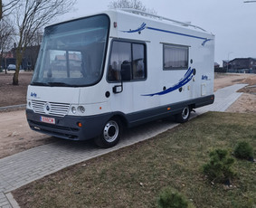 Kemperio, prikabinamu nameliu nuoma - Kemperių nuoma - 1 Kemperių nuoma - Kemperio, prikabinamu nameliu nuoma - 1