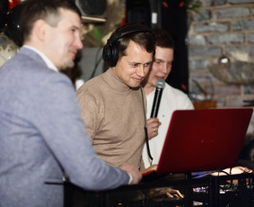 Vedėjai su gyvo garso atlikėju/dj - Ad renginiai / AD Renginiai / Darbų pavyzdys ID 3828653