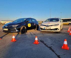 Klevo Vm A1,a2, A, B kategorijų vairavimo mokymas - Praktinio vairavimo mokymas su automatine pavarų dėže - 2 Praktinio vairavimo mokymas su automatine pavarų dėže - Klevo Vm A1,a2, A, B kategorijų vairavimo mokymas - 2
