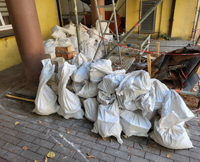 Šiukšlių išvežimas - Statybinių atliekų išvežimas - 2 Statybinių atliekų išvežimas - Šiukšlių išvežimas - 2