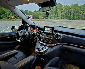 Vip Mercedes Benz V klases 8 vietu keleivinis autobusiukas - Mikroautobusų nuoma - 1 Mikroautobusų nuoma - Vip Mercedes Benz V klases 8 vietu keleivinis autobusiukas - 1