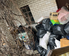 Senų baldų, nereikalingų daiktų, statybinio grūzo išvežimas, - Šiukšlių išvežimas - 1 Šiukšlių išvežimas - Senų baldų, nereikalingų daiktų, statybinio grūzo išvežimas, - 1