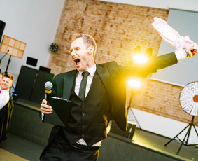 Užvedėjas! Vedėjas / koordinatorius / dj - Karaokės organizavimas, vedimas - 1 Karaokės organizavimas, vedimas - Užvedėjas! Vedėjas / koordinatorius / dj - 1