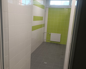 Profesionalus plytelių klijavimas - Vidaus apdailos darbai - 4 Vidaus apdailos darbai - Profesionalus plytelių klijavimas - 4