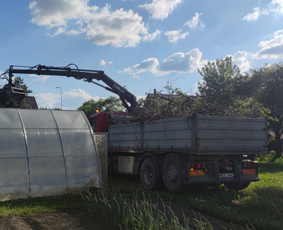 Mini ekskavatoriaus ir savivarčio su greiferiu paslaugos - Žemės kasimas, lyginimas - 1 Žemės kasimas, lyginimas - Mini ekskavatoriaus ir savivarčio su greiferiu paslaugos - 1