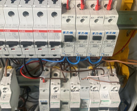 Elektros instaliacijos montavimas. - Skubus elektriko iškvietimas - 1 Skubus elektriko iškvietimas - Elektros instaliacijos montavimas. - 1