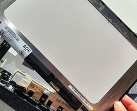 Kompiuterių taisymas Vilniuje, meistras Karolis - Monitorių remontas - 2 Monitorių remontas - Kompiuterių taisymas Vilniuje, meistras Karolis - 2